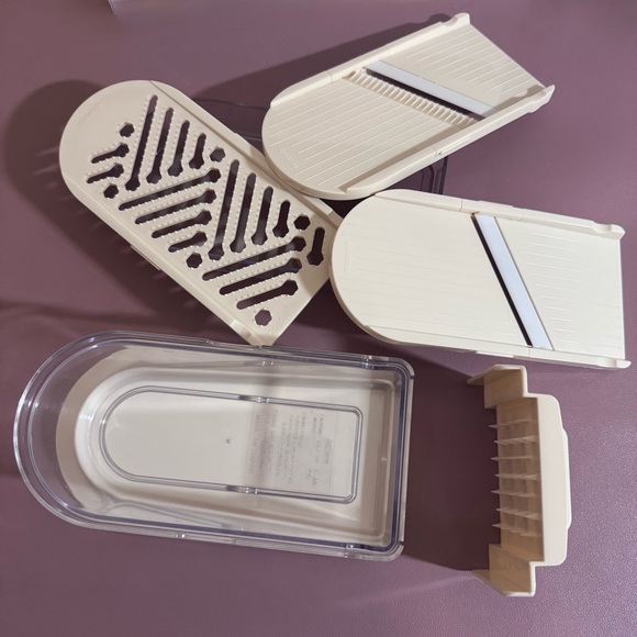 Compact Food Slicer - Picture 7 of 13